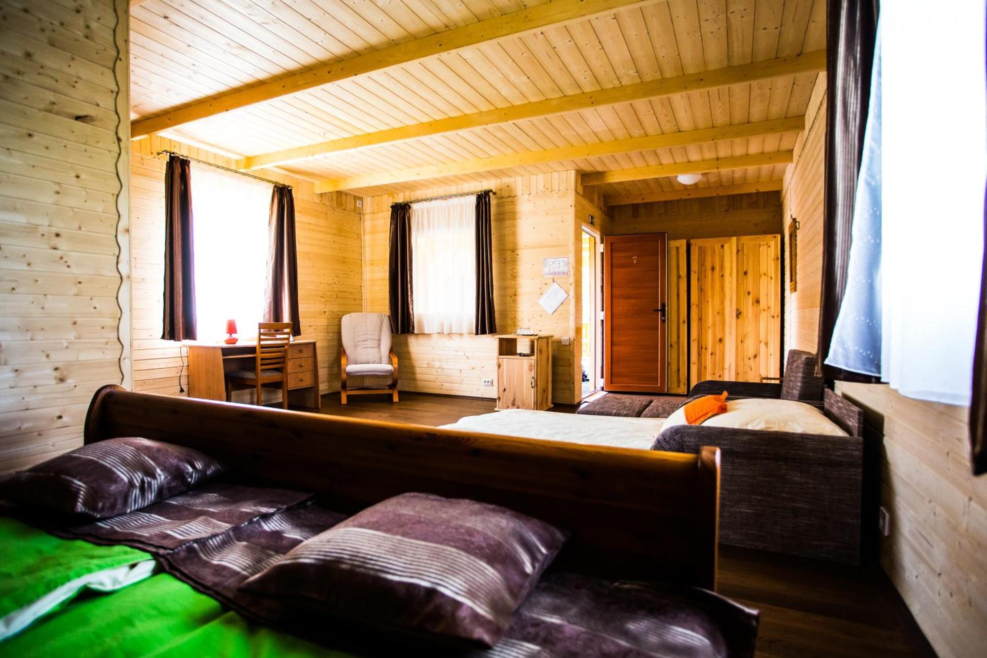 Aparthotel Szatmar Beregi Elmenyliget Fehérgyarmat Exterior foto