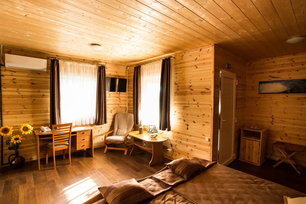 Aparthotel Szatmar Beregi Elmenyliget Fehérgyarmat Exterior foto